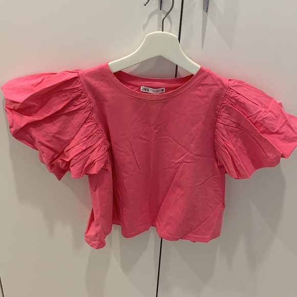 Pink fluffy sleeved top - Picture 1 of 1